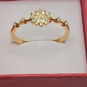 Emarati Gold plated 925 staped flower Ring size 7and size 9